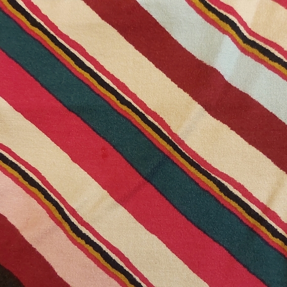 LOFT Chevron Pencil Skirt - Picture 10 of 11